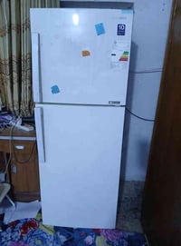 ثلاجة سامسونج حجم ١٥ قدم سعر ٢٥٠ الف موبايل ٠٧٧١٦٨٠٨٢٦٧