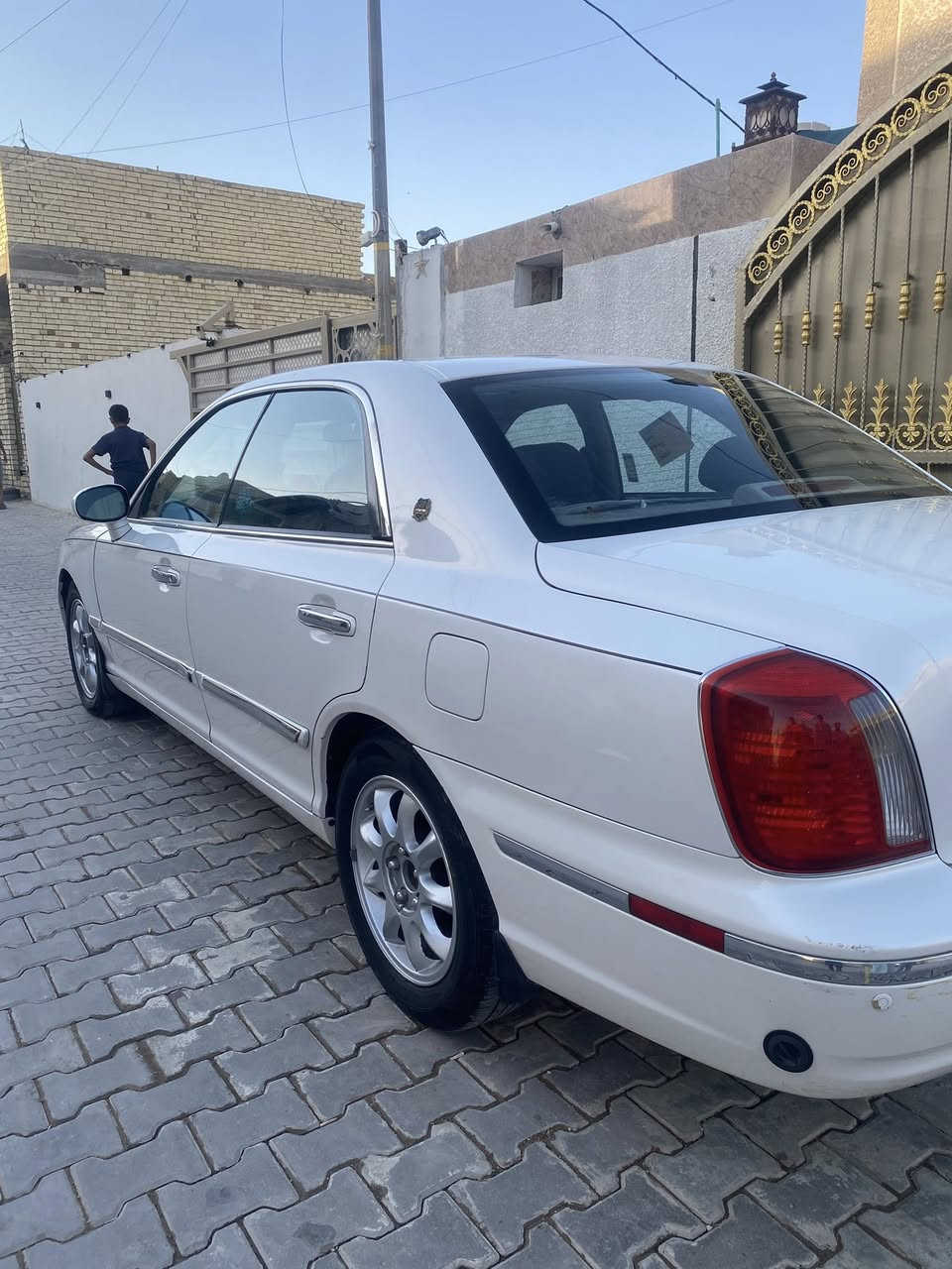 سياره  vip  سياره هونداي سوناتا كراندر(xg350)  فول مواصفاتت

موديل ٢٠٠٤ 

مكينه ٣٥٠٠

رقم اربيل 

تريد تحويل تريد وكاله 

سياره فول مواصفات :

تبريد  قطعتين 

كير جديد 

مكينه جديده 

صدر جديد

حساسات 

شاشه 

فتحه سلايت 

كشنات كهربائي 

تدفئه كشنات 

داخل جلد 

ميموري وضعيات قياده 

والاهم السياره بيها 

((منضومه غاز )) ٦٠ لتر

  

مري كهربائي وحساسات 

 السياره كلش راقيه ونظيفه مابيها اي خياس 

السياره بيها قطع صبغ وانضربت عندي جاملغ ايمن ورجعته بارد وماصابغه بعدني

مكاني بغداد رحمانيه الشعله)رقم ***********

السياره عارضها 65 وبيها مجال
