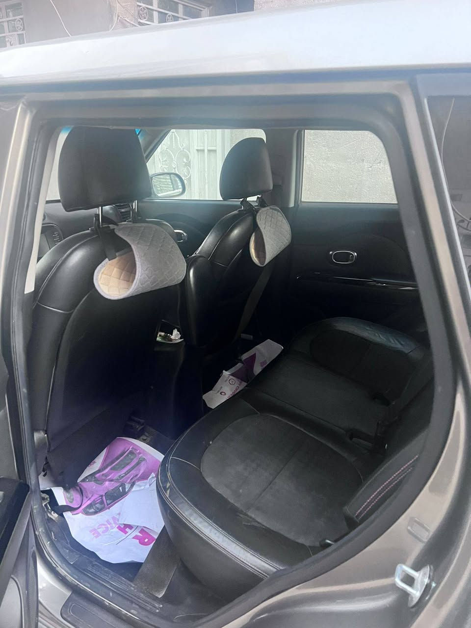 السلام عليكم سياره كيا صول موديل ٢٠١٧ وارد امريكي مكينه ١٦٠٠ تيربو حادثه امريكيه سرقه جاملغ الامامي بل عراق صار بيهه الباب الخلفي سياره خير من الله فول عدة الفتحه ٣ أضمه قياده بصمه جلد شاشه جبيره كامؤه والموصافتهه البقيه معروفه رقم بغداد باسمي  سعرهه 118$ وبيه مجال مكاني بغداد زراعي الطوبجي ***********
