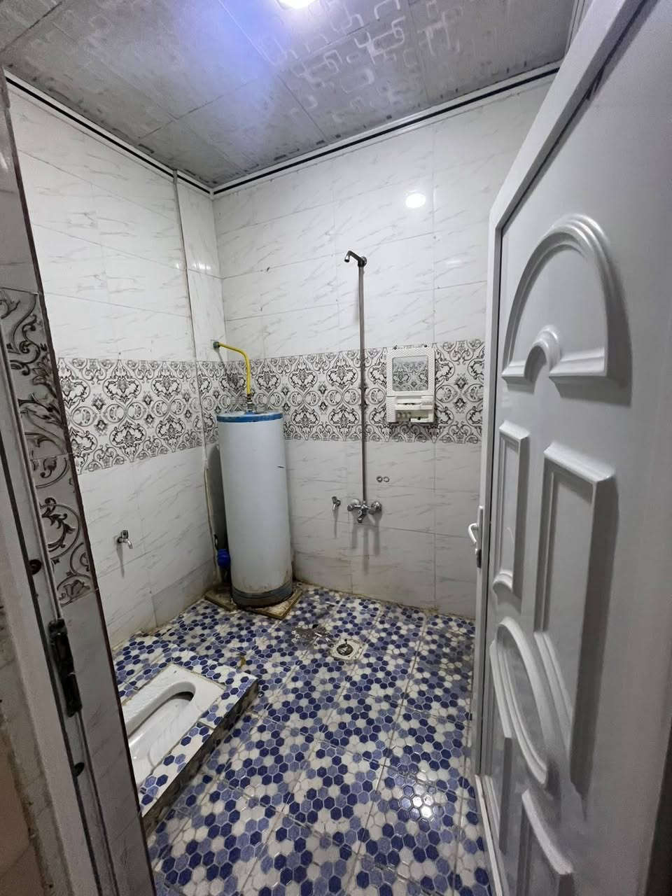 السلام عليكم
عروضات مكتب 🏢 مهند الاعرجي 
شقة للأيجار في حي الاخاء قرب الوطنيه
تحتوي على غرفه وهول ومطبخ وحمام 
للاستفسار الاتصال 
***********
***********
