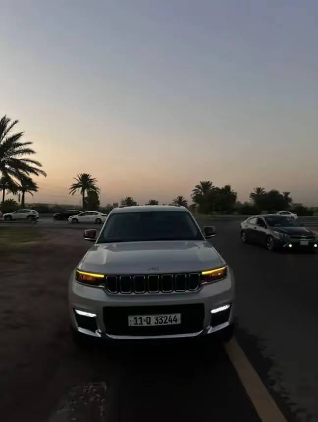 🚙سياره _جيب_ كراد_ شيروكي⏹حادث سرقه كل القطع الخارجيه  بيها صبغ باب و شويه من بنيد وجاملغ  
🔹 الموديل: 2022
🔹 المحرك: 6 سلندر 3600
🔹 المسافة المقطوعة: 50 ألف ميل
🔹 المواصفات:
✅ تبريد ثلاث قطع
✅ لايتات زينون متكيفة
✅ كشنات جلد عدد 7
✅ بريك ذاتي أمامي وخلفي
✅ تحديد مسار
✅ مثبت سرعة
✅ شاشة تدعم CarPlay
✅ كشنات تدفئة
✅ رادار أمامي وخلفي

السعر: 30000$
📩 للتواصل: ***********

📍 الموقع: بغداد
