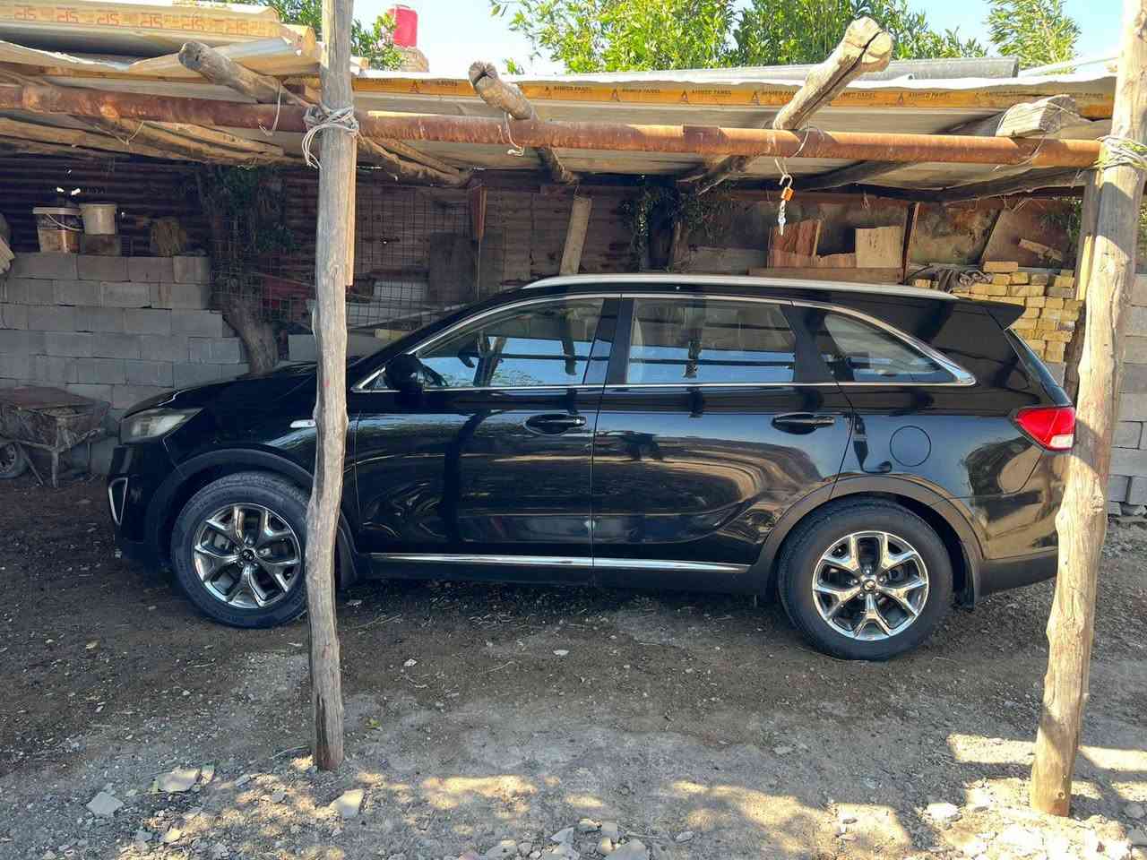 للبيع سورنتو 2016خليجي
رقم بغداد سياره صاعده هزه وكامله باقي ع بصمه فقط يعني ياخذها بس يبصم تحَل بسمه رقم نكليزي
سياره مال بيت خير من الله من حداده تخم تاير كير مكينه ع بلاد
السعر ١٥٣ مكو هيج سعر بلاش بيع مستعجل 
العنوان البصره قرنه
***********
