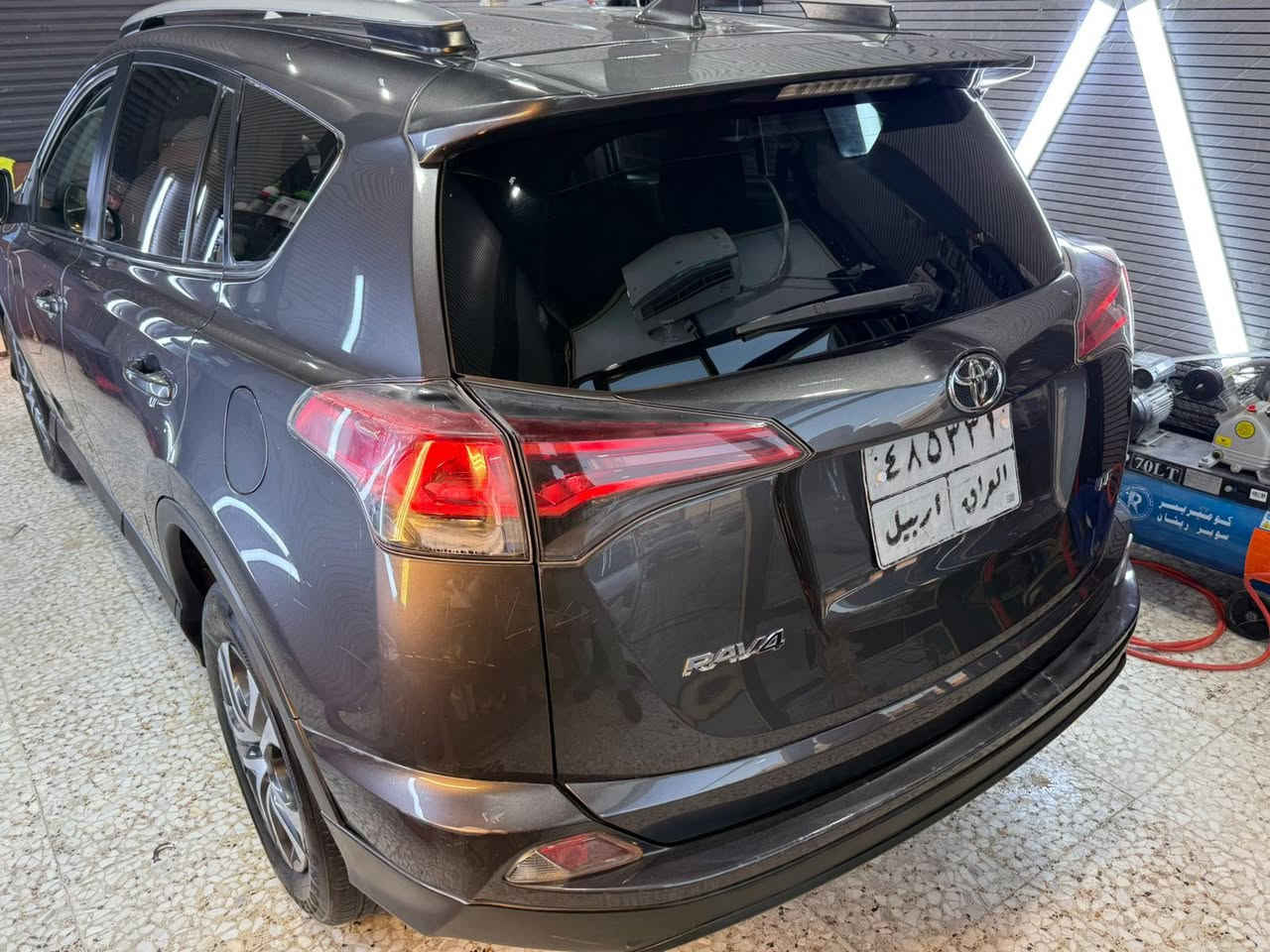 راف فور 2017
راف فور  2017 امريكي LE 
( رقم اربيل وكالة او تحويل )  
 محرك 2400  
 شاشة كامره
تحكمات مقود 
كشافات 
ويل كروم 
سبايدر 
صبغ جاملغ وبنيد وباب كلير ملاون
سيارة جاهزة بدون نقص 
تبريد ثلج محرك وكير مكفولات   

#السعر / 148$  ورقة  

العنوان / كربلاء المقدسة  
***********
