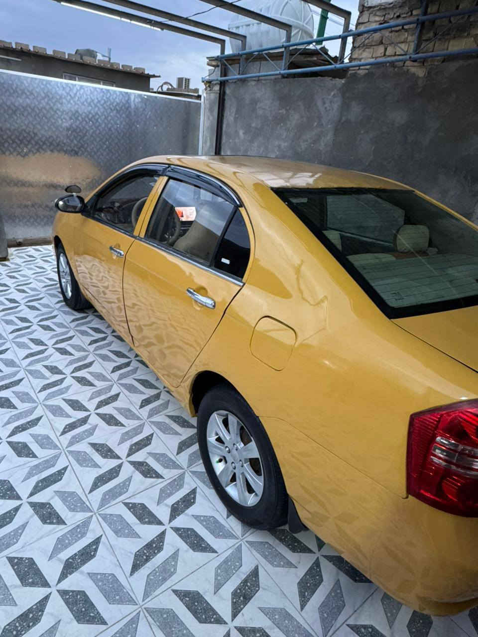 ليفان 620 موديل 2011  رقم بغداد سنوية 28 بأسمي مصفره هيئه وغرامات
كير ومحرك مكفولات الكشر مصبوغ حزام جمالية العنوان واسط الصويرة 
السعر 38 بيها مجال 
ما متواجد ع فيس ولا واتساب فقط رقم الهاتف ***********
