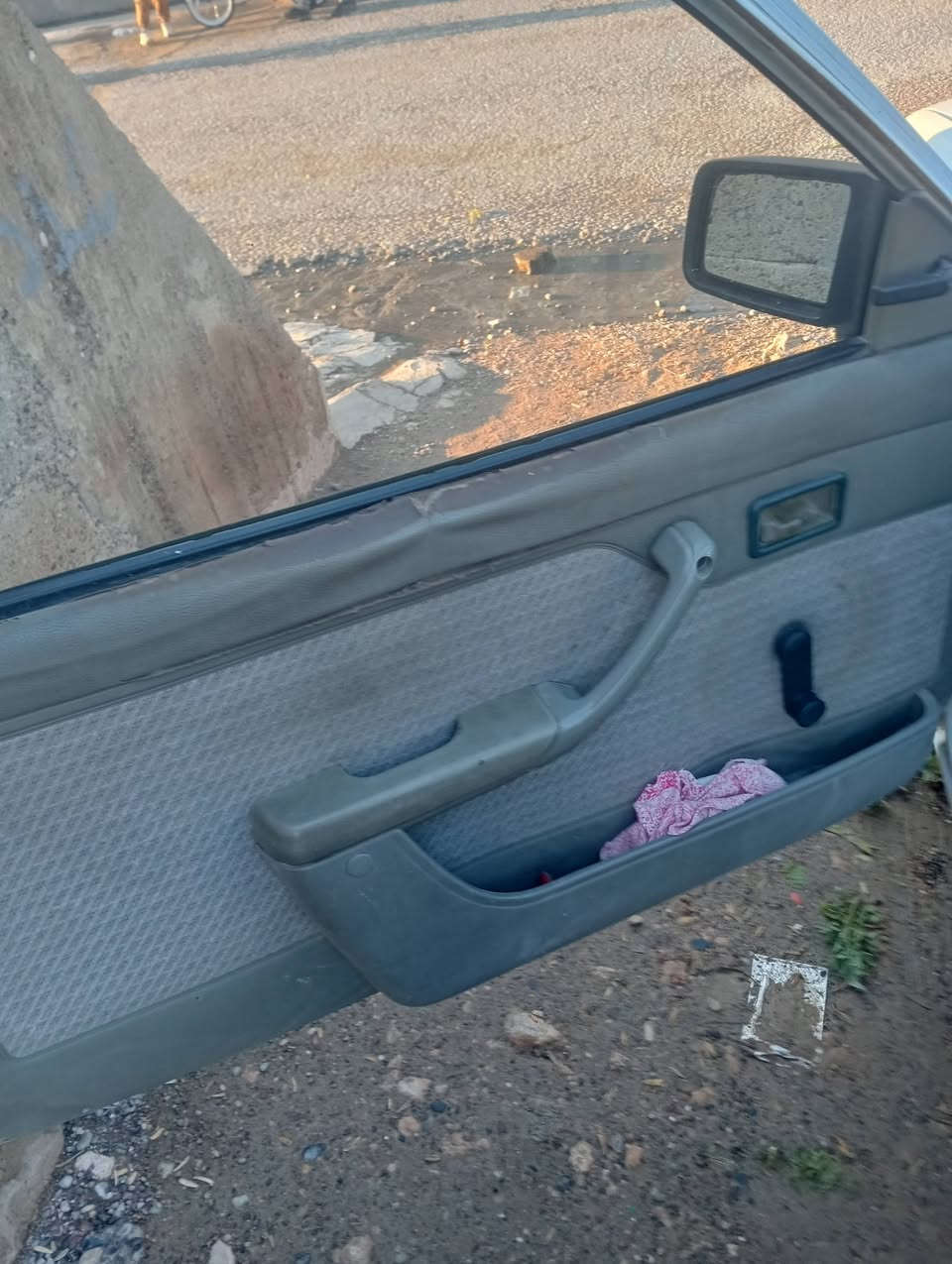 السلام عليكم من رخصت الادمن
للبيع سياره كاديت تك باب ستيشن 
مال جنايه فقط مال شغل السياره طخم تاير جديد 
دوشمه جديده الطخم مالها خير من الله المحرك نضيف الكير نضيف السنويه للثمانيه او عشين 20/28/9/11 الشرع بل موصل شرط تحويل السياره جاهزه رقم نينوئ الماني السعر 24 او بيها مجال بصيط  مكانها حي السماح الثنيه *********** بي وتساب
