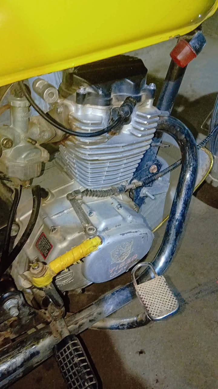 سلام عليكم دراجه البيع وراق سكنر اكاتبك وداوالك مكاني نجف عباسيه السعر 350وبيهه مجال قليل هاذه رقمي ***********مابي وتساب بس تصال
