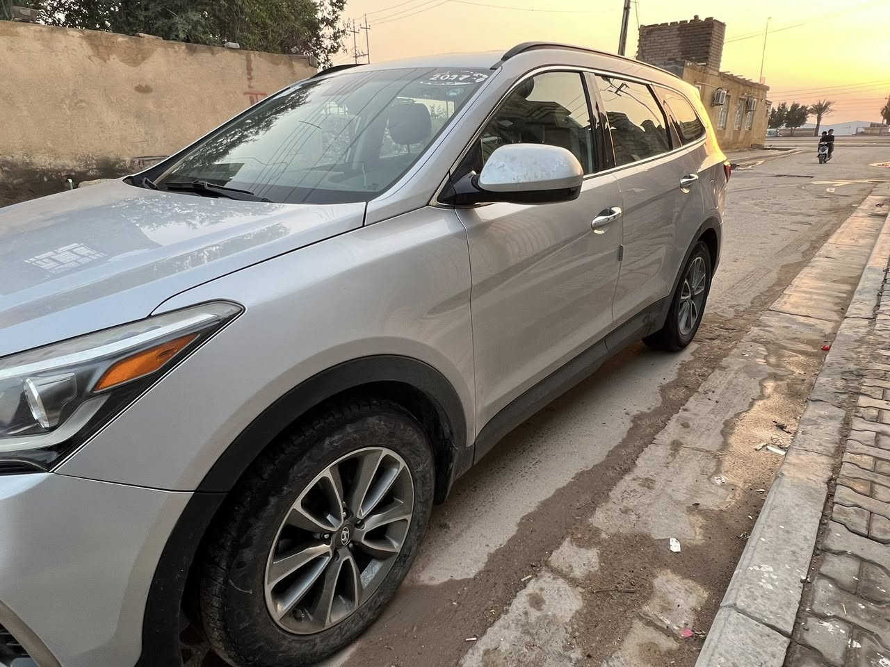 سنتافي وارد امريكي  2017  مكينه 6 بيهه تبديل بابين وجاملق السيارة نضيفه مال جناي رقم شمال اربيل السعر 135 تبريد تتفه شقلات تحكم استيرن شاشه وبيه بعد موصفات العنوان البصرة القرنة ***********
