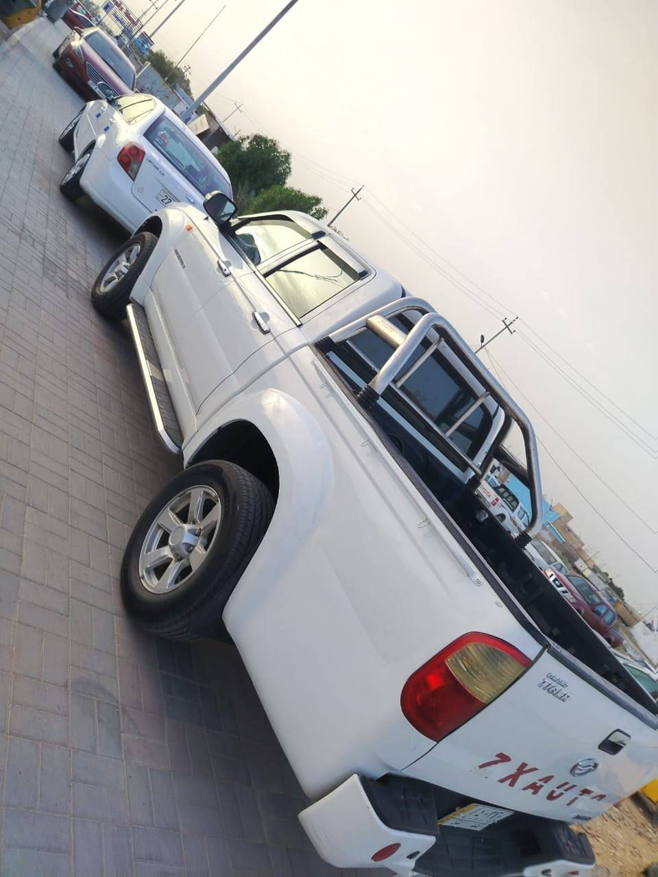كراند تايكر زكزاتو 

مكفولة كفاله عامه من ضربه وتبديل وصبغ 

حدادية مكينة عل شرط تخم تاير جديد سيارة جديده 
 
سيارة رقم نجف سنوية لسنة 2028 

تبريدها ثلج .

مكان السماوة للإستفسار عن التفاصيل اتصل ***********

