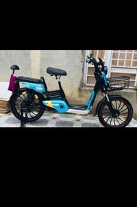 للبيع بطاريه تعبانه رقمي 07851616801