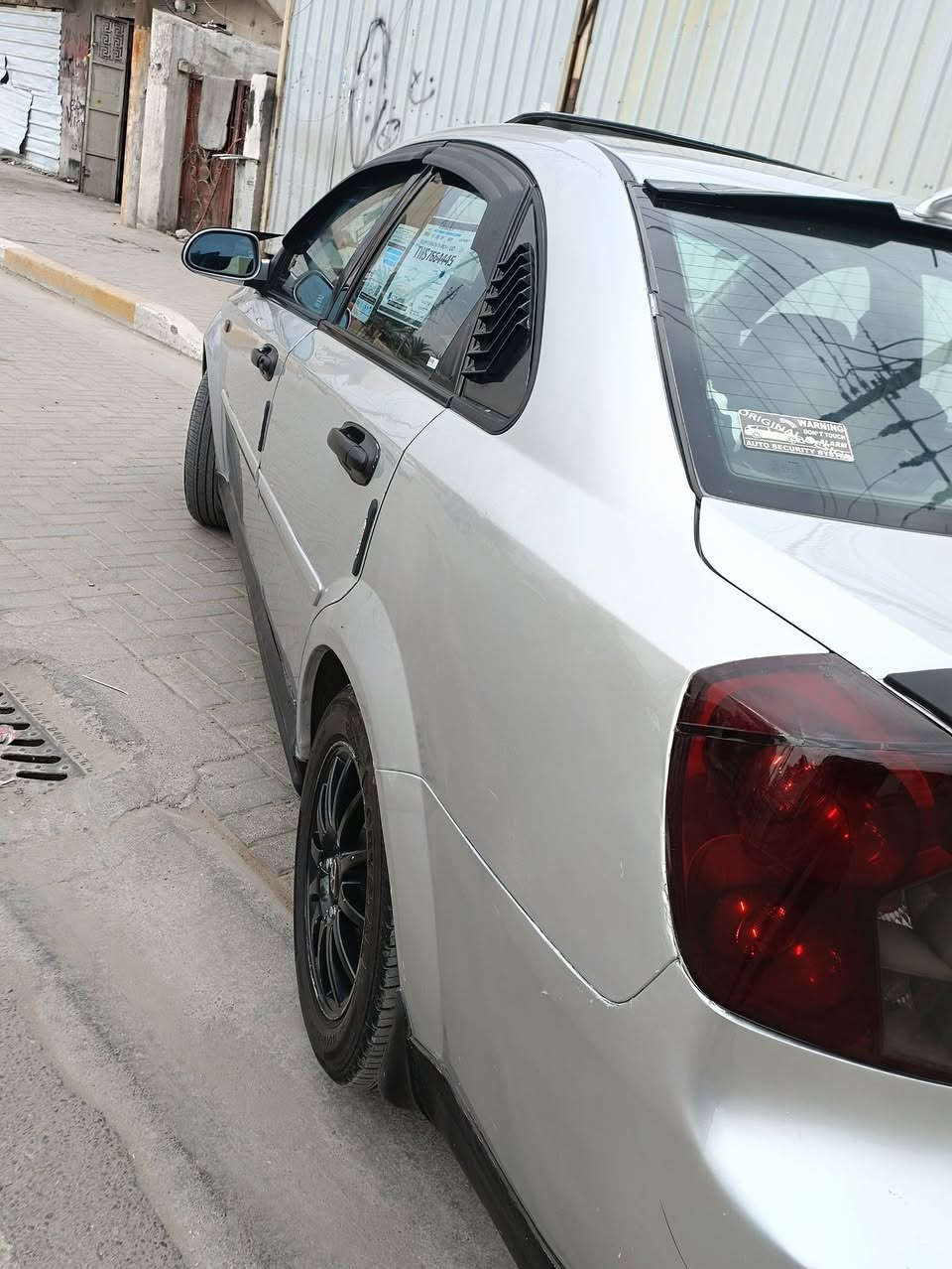 السلام عليكم شباب 
سيارة دايو لاستي2007 السيارة بدون حادث بيهة مكانات صبغ  اثر جراد وشويه تلحيظات كلهن مكملهن وجاهزات مثل مموضح بالفيديو سيارة جاهزة على اخر حبه تخم تاير جديد صدر امامي خلفي كله 100 /100 تدفئه تبريد منضومه كامله جديدة من فريز وراديتر امامي وكمبريسر وبواري مري شفط فتحه بانوراما أناره داخليه مثل مموضح بالفيديو كلشي شغال بيها سونار السياره موجود بانزين كله محسن مادايرلها عادي 
السيارة شاشه وكامرة بيهة منظومه بدي كت اصلي وسستم كامل من مري وسكوبات وشبقه بنيد كامل  وتروح وين متوديهة اني حاظر على شرط بيهة شلعه ماشاء الله السيارة مال جناي مو بياع شراي  واي تفاصيل اتصل على هذا الرقم تعليقات ما ارد عليهة
بي واتس متواجد من ٥ العصر فما فوق عنواني بغداد الجديد 
***********
