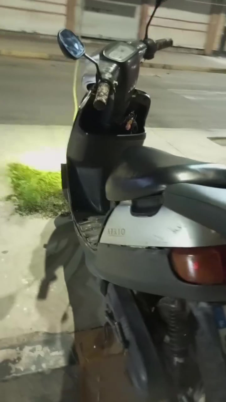 ماطور بوتين للبيع شرط تحريكه ومعدل وايرمنيه كلها شغاله 300 وبي مجال شي قليل.


**إذا كنت صاحب هذا الإعلان وتريد حذفه لأي سبب، رجاءا أرسل رسالة إلى الدعم الفني**