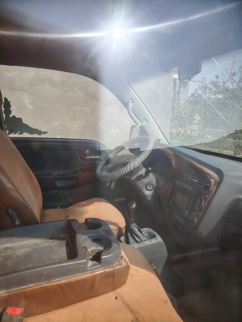 السلام عليكم كيا للبيع 2004 رقم جديد سنويه جديده الشراي يتصل على هذا الرقم***********
