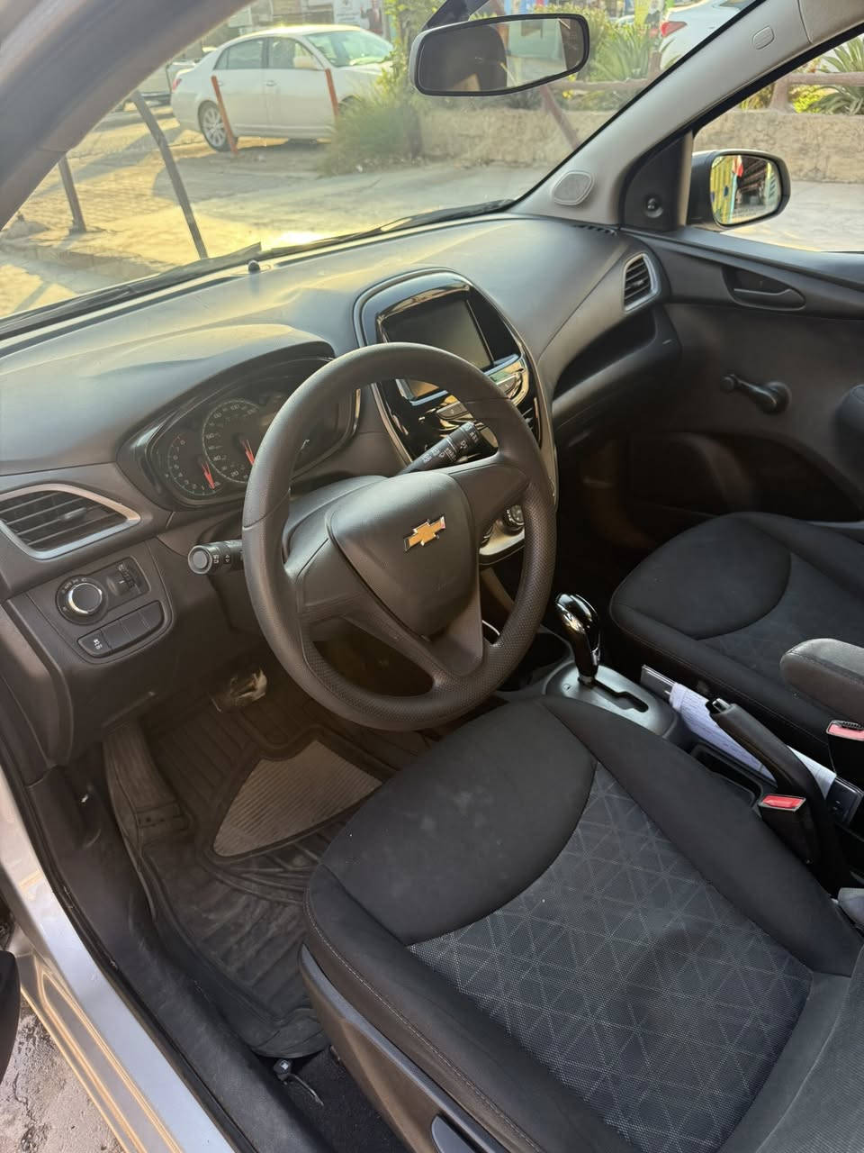 السلام عليكم
شوفرليت سبارك 2022  رقم اربيل وارد امريكي تريد وكاله  او تحويل مضمون بدون ايرباك  ضرر جاملغ وبونيد باب سايق كلير امريكا ماشي 83 كيلو

المواصفات :LS  شاشة لمس / بلوجكتر / كامرة دوارة  / مانع انزلاق / كروس سرعة / تحكم ستيرن  

مكاني كركوك للتواصل والاستفسار : ***********
