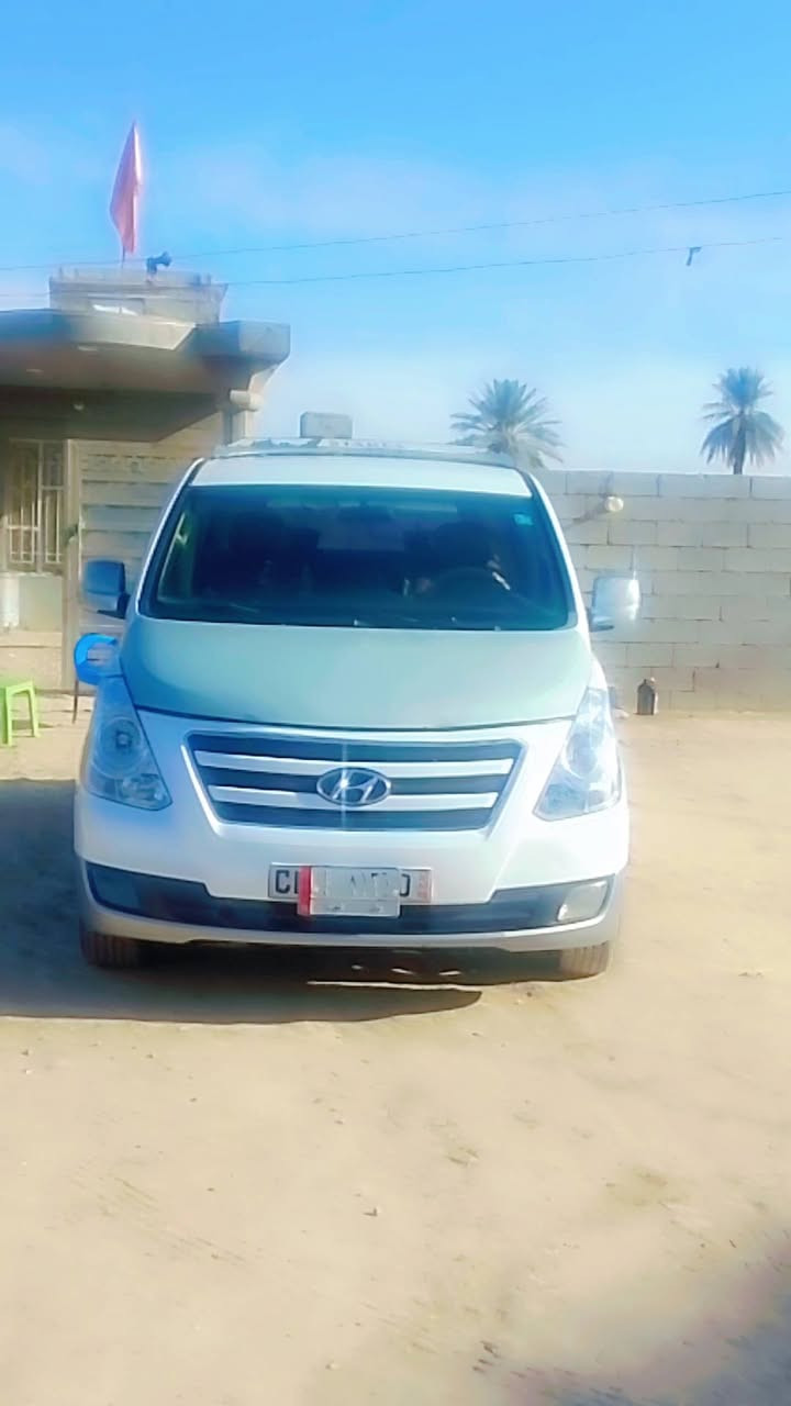 من رخصه صاحب الكروب سلام عليكم ستاركس موديل 9 كير اكسن مكفولات سياره محرك مجفت جديد  بيه ظربه جاملغ الخلفي لا صبغ لا معجون السعر 135 تصل ***********
