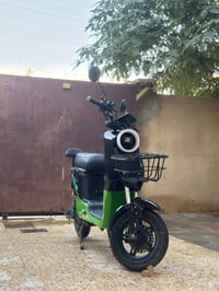 دراجة ار٩ • بطاريات بلادي • شاحن موجود