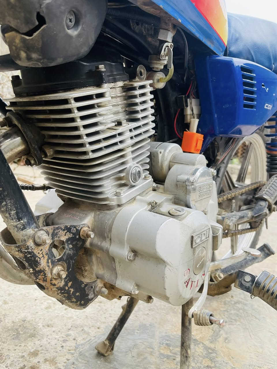 دراجه للبيع موديل 20ب300وبيها مجال ‭٠٧٨٦ ٧٤٩ ٨٨١٩‬
