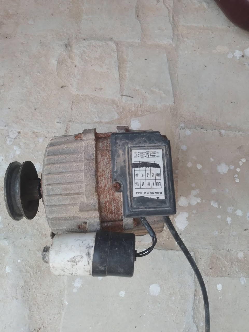ميز مبرده ارتفاع ١٣٠ سم
السعر ٢٥ الف.... ماطور  سرعه  وحده السعر ١٥ الف


**إذا كنت صاحب هذا الإعلان وتريد حذفه لأي سبب، رجاءا أرسل رسالة إلى الدعم الفني**
