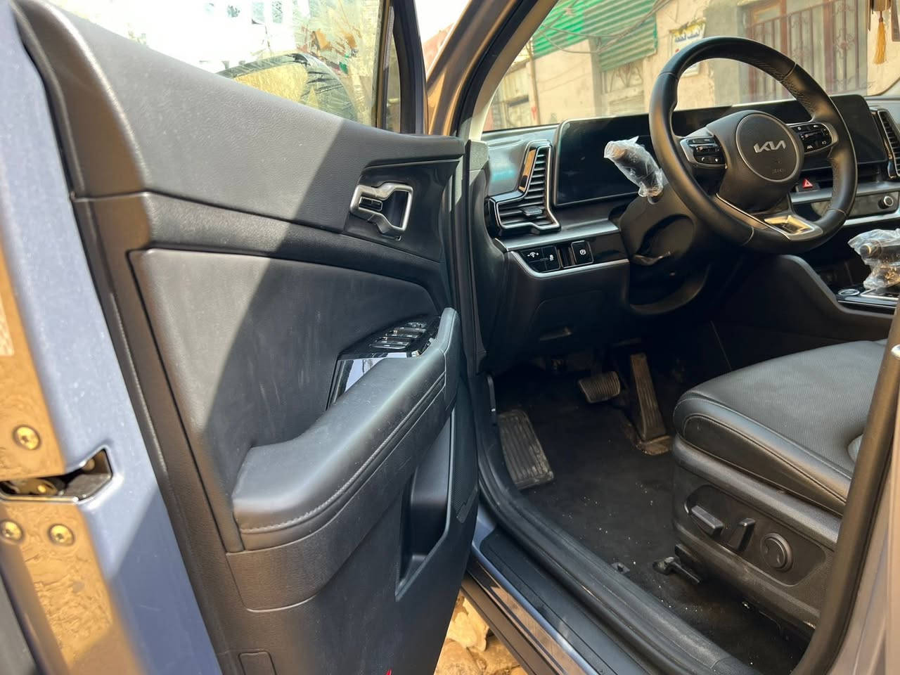 كيا سبورتج
مديل 2024
كشن كهربائي
شاشه على طول الدشبول 
مكينه 2.4
رادارات جانبي خلفي
امامي
كامره 
تشغيل عن بعد 
كشنات تدفئه تبريد
كشنات جلد
وهواي مواصفات 
مكلف بنشر 
مكان سياره م الصدر 
***********
