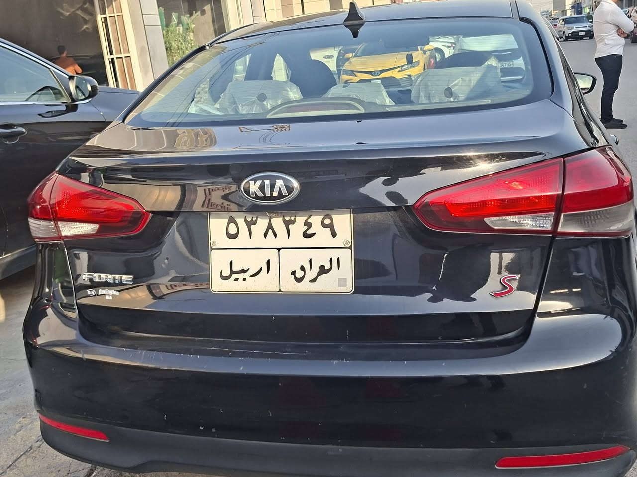 سلام عليكم  كيه فورتي موديل 2017
سلام عليكم كيا فورتي موديل 2017وارد  امريكي حادثها جاملغ وبنيد فقط ايرباك دركه فقط وراجع سستم مواصفات Sتحكم ستيرن مانع نزلاق ثلاث انظمة قيادة  ماشيه ٩٢ حقيقي مكينه دوش 2000رقم اربيل باسم شركه تريد وكاله تريد تحويل وصورحادث موجوده بلمنشور مكنها الدوره شارع 60سعرها 110وبيها مجال للشراي سياره جاهزه كير مكينه تبريد تخم تاير تلفون***********.... ***********
