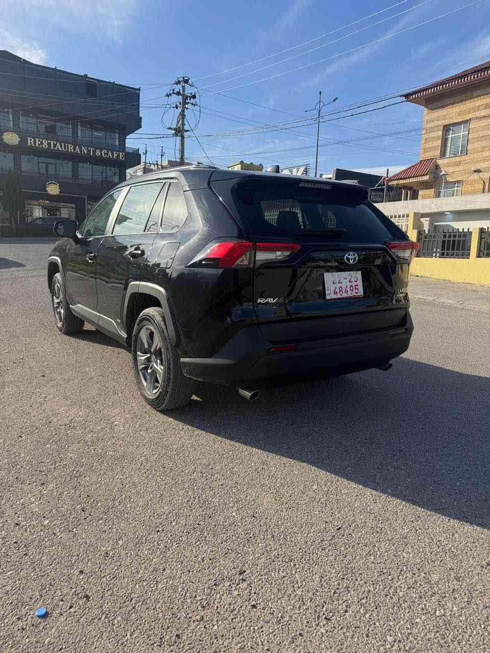 Rav4 2024 hybrid 4x4
راف 4 هايبرد 4x4
Le
بدون صبغ
بيها شبرين تعديل pdr

داخل بيج بلاد 
سياره ماشيه ٢٢ الف
سياره جديده ومابيها نقص

مكان دهوك
رقم كاتي 
سعر ٢٣٠ ومجال 
***********
*********** دهوك, العراق

