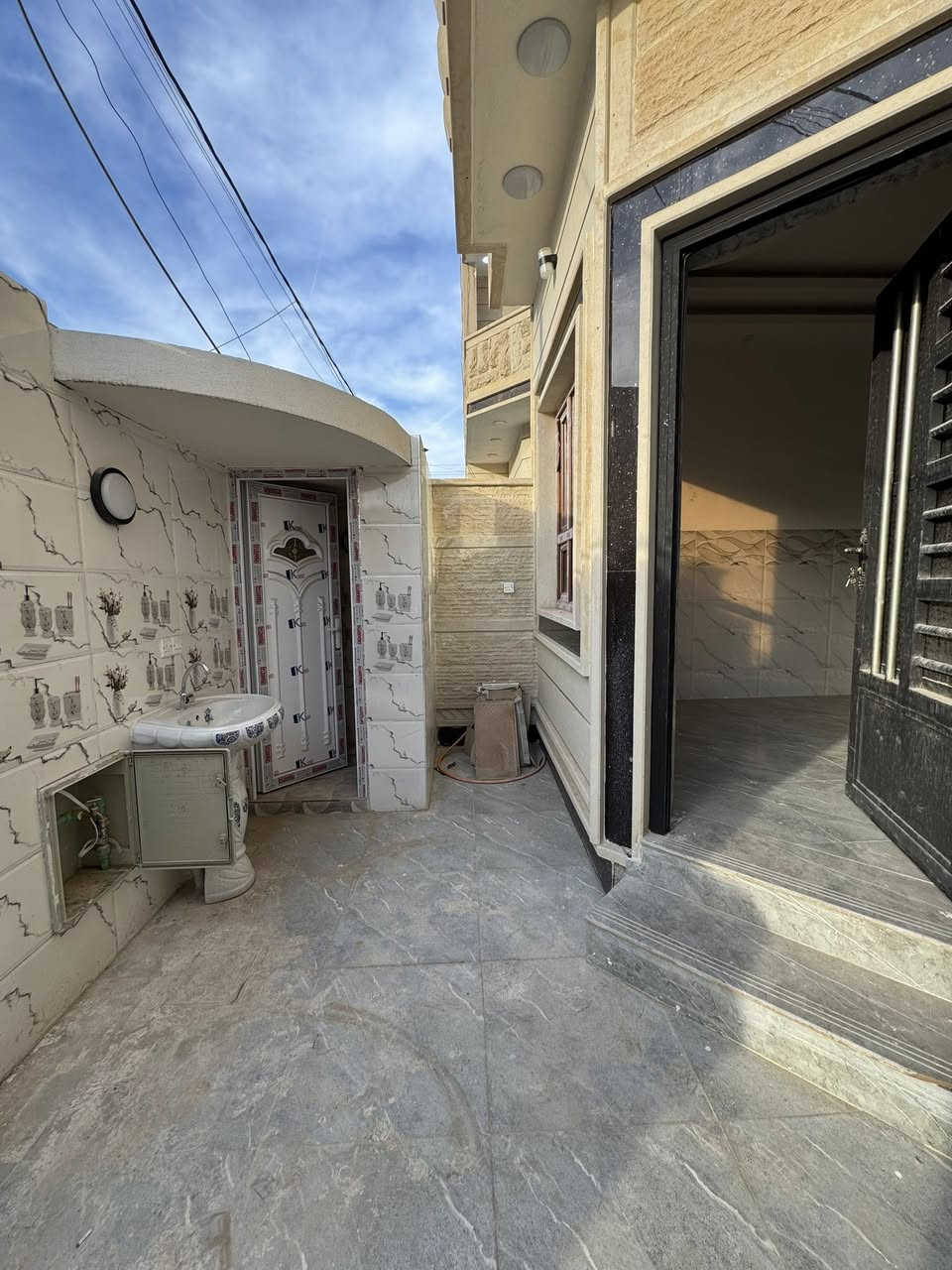 مكتب الامارة للعقار

🏘️بيت في حي التعليم جمعيت النور 

🏘️مساحه 120 متر

🏘️بناء حديث 

🏘️ماء كهرباء شارع تبليط 

🏘️السعر 135وبي مجال

🏘️واي استفسار انتصال عل هاي الارقام 

📞***********📞

📞***********

📞***********📞
