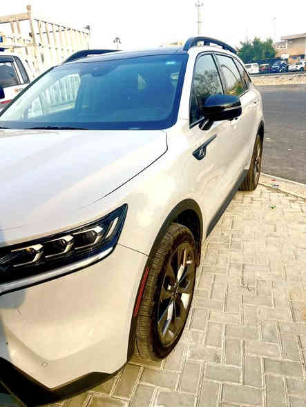 السلام عليكم ورحمة الله وبركاتة
كيا سورنتوا 2023 بغداد ماشية 13 فقط بوضع الزيرو

مواصفات السيارة فوول اعلى فئة

بصمه دخول ذكي

بنراما 

رادارت امامي وخلي

كشنات منفصل 7 راكب

نقطة وقوف عمياء

اوتوا هولد

نضام تراكشن نزول منحدرات

ماوس وضعيات قيادة وداريف مود

جنطة كهرباء 

شاشة ديجيتال

5 كامرات محيطية 

حدادية زيرو سيارة بعدها بوضعيه شركة

حادثها جاملوغ امامي فقط وشوية من البنيد

مكان السيارة بغداد 
السعر 275 

للاستفسار ***********
