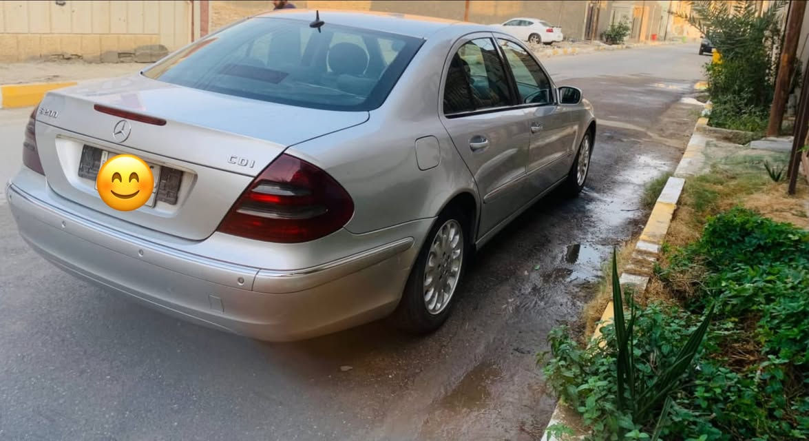 للبيع مرسيدس بنز W211 موديل 2005
الفئة: E (أم عيون / قرش ونص)

اللون: سلفر

المحرك: كاز 2000 سي سي، 4 سلندر

الممشى: 295,000 كم

السيارة نظيفة ومستخدمة بحالة جيدة، رقم ذي قار (مشروع وطني) وتحويل مباشر، السيارة باسم المالك.

يوجد بارد بسيط في الجاملغ الخلفي جهة السائق (بمقدار شبر) كما موضح في السونار المرفق مع الصور.

السيارة جاهزة للفحص، والبيع للجادين فقط.

السعر: 125 $ وقابل للتفاوض البسيط.

ملاحظة السياره نقصها تبريد فقط

للتواصل واتساب + اتصال: ‬***********
