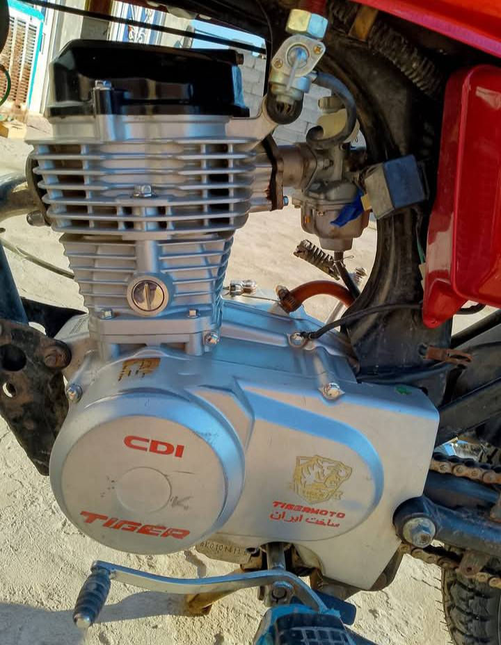 للبيع دراجه أربعه كير محرك مفتوح مره وحده مجفت جديد أوراق اسكنر
شلعه فول السعر 400وبيه مجال ***********الاستفسار
