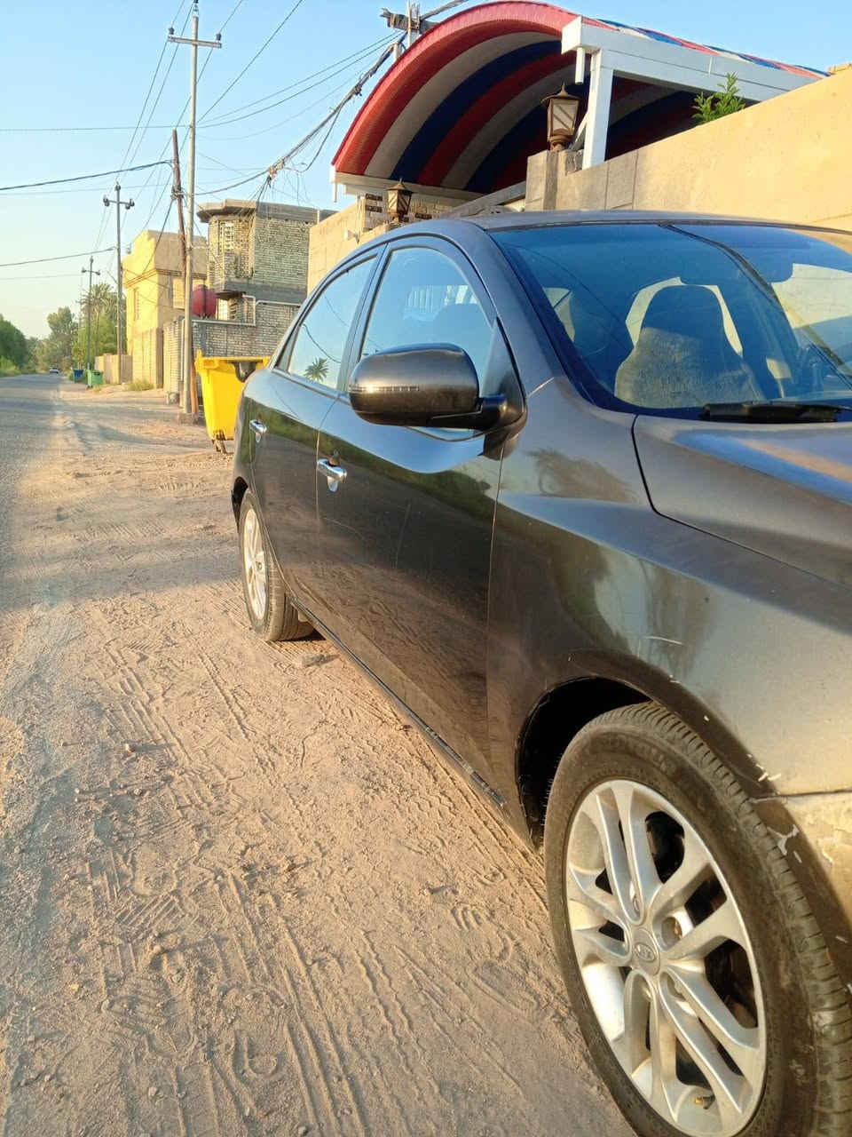 سيراتو مديل11كفاله عامه عده بيه رشه حك شبر بل جاملغ الامامي سياره بكربلاء وراعيه بكربلاء سياره جازه عله اخر حبايه هزه وسنويه جديدات ما يحتاج تاخذ السياره لربيل تاخذ بس السنويه تدوره وتجي كير ومحرك مكفولات سعر 87وبيه مجال***********
