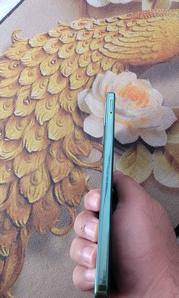 السلام عليكم للبيع
تكنو بوفا 6 برو G5
ذاكره 256 +12
مكفول الجهاز 
***********
السعر 180 الف 
مكاني عفج
