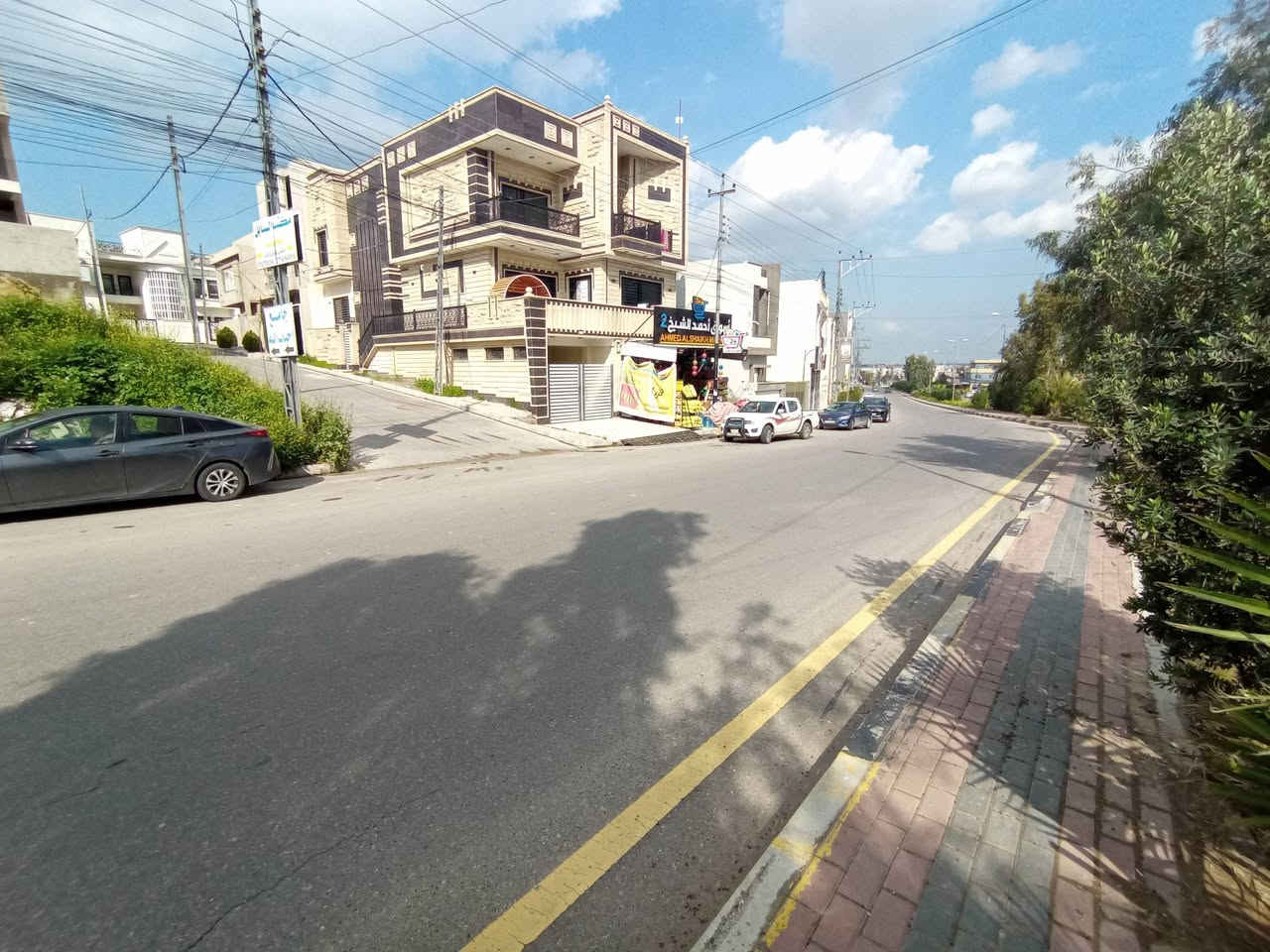 أرض ركن تجارية للبيع 👌
تـوزيـع الــبلديـة الالـف 📍

الموقع سايدين شقق الحدباء 🛣️
قـــرب جــامــع احـبـاب الـلـه 🕌

سند طابو زهور سكني 📃
مكاتـبة وتـحويل شرط ✍️

مساحة 200 متر 📏
الــواجهة 10 متر 📏

اتـجاه القبلة 10 متر  🕋 
اتجاه شروق 20 متر ☀️

كافة الاسعار في قناة التليكرام👇

https://t.me/makteb_alsanabil

عنـدك عـقار وتـريد تـبيعه ؟؟
للـترويج والاعــلان عن عقارك 
يـمـكنـك مــراسـلة الــصفحـة 
او الاتـصال عــلى الارقـام 👇

***********
*********** 
‭***********

لـدينـا الـمزيـد مـن الــعروض الـمـميـزة 👌
اذا كان لديكم اي استفسار او استشارة 🖐️
يـمكنكم مـراسلة الـصفحة بشكل فوري ✉️

#_مكتب_السنابل_للعقار
#_الموصل
#_حي_الحدباء
#_البلدية_118
