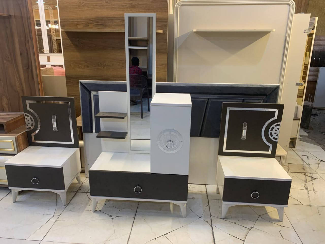 غرفه تركيه 450مع شد ونقل
‏‪***********‬‏
