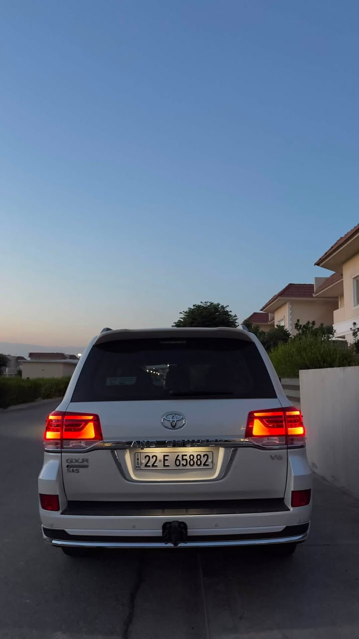 السلام عليكم لأندكروز موديل  2019 ساز باب اول
Special edition  grand touring 
🔹محرك V6 4000

🔹سياره بلكارتونن 
🔹رقم اربيل بسمي تحويل تريد ثاني يوم سنويه 🔹2031
🔹هزه جديده
🔹مكفوله كفاله عامه من صبغ وتبديل والفتح 🔹حتى الدعاميات كفاله
🔹فول مواصفات 1/1
🔹عداد لكزز
🔹بصمه تشغيل
🔹بصمه أبواب
🔹أشارت ترحيب
🔹تشغيل عن بعد مري شفط
🔹كامره خلفيه
🔹فتحه سلايت
🔹كشنات جلد اصلي
🔹كشنات ثنين ثلاث حركات
🔹جام تصعيد تنزيل عل ريمونت
🔹دبل ماوس
🔹8 ايرباك
🔹جنطه كهرباء ذكيه
🔹3قطع تبريد
🔹اشاره لكزز
🔹ثلاجه
🔹مطفايه حريق
🔹مري شفط قلاب
🔹شاشه اماميه
🔹شاشات خلفيه
🔹سماعات
🔹حساس أمامي
🔹حسياس خلفي
🔹وباقي مواصفات الساز المعروفه
🔹السياره جديده بمعنى الكلمه وياها تخم تاير 🔹جديد ياباني ماشيه 99 الف حقيقي
🔹السعر 510 وبيها مجال
🔹للإستفسار اتصل ***********
🔹مكان السياره اربيل
