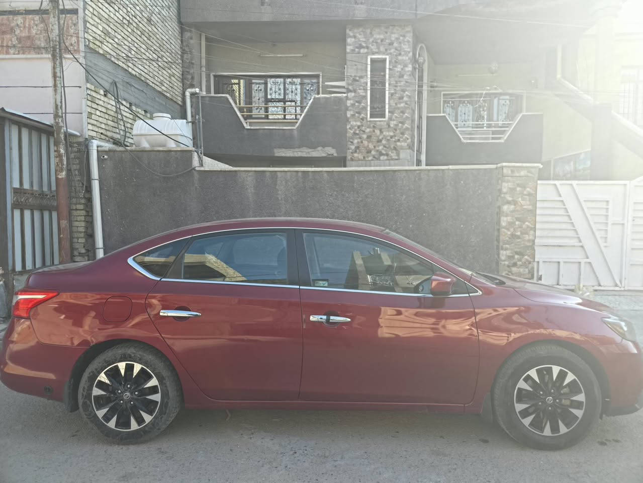 نيسان سنترا ٢٠١٩ للبيع رقم اربيل
حادثها فقط قبق جنطه وبالعراق بيها بارد بالجاملغ الامامي عكس السايق لغد شاصي كله مكفول ولا ايرباك طاك بالسياره 
كير مكينة تبريد مكفولات 
محرك ١٨٠٠ 
مواصفات السياره sv نص فول 
بصمه ابواب + بصمة تشغيل 
تدفئة كشنات 
شاشه نظام اندرويد 
كامره خلفيه 
تحكم ستيرن
سنويتها ساقطه 
ملاحضه ضايفلها منظومة غاز للسياره 
السعر ١١٢ ورقه وبيها مجال 
العنوان دوره ابو دشير 
للتواصل ***********
