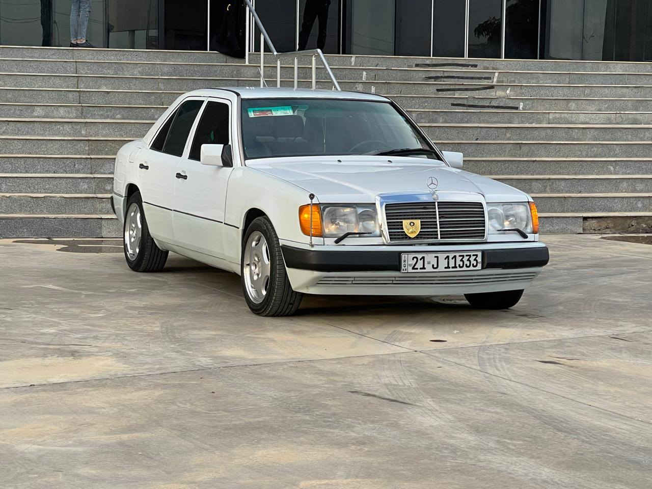 مارسيدس دب موديل 88محدث 1992 كير و محرك بطه  Vvti 3000 تبريد تتفيه شغال صبغ حزام للجماليه فقط بدون ضرر بدون خياس قواعد دبلات سليمه رقم سليمانيه دولي سنويه هزه ليغايه 2031 شرط تحويل وكاله سياره جاهزه سعر 66 بي مجال *********** مكاني كركوك كركوك, العراق
