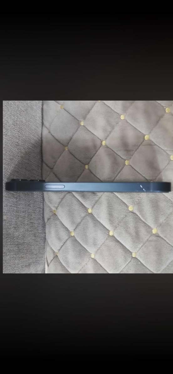 سلام عليكم للبيع ايفون ١٣ عادي بطاريه ٨٨  مكفول من الفتح العنوان الشعب موجود خاص او واتساب ***********
