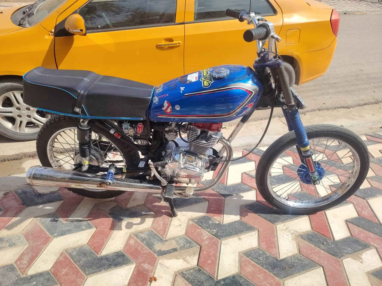 سلام عليكم دراجه للبيع تعمير صارلها شهر من تعمرت كله جديد وصلي مكينه تيربو بجيس دراجه 
بدون مكفوله عشاير سعر ٦٥٠ بيها مجال قليل تصال ***********
