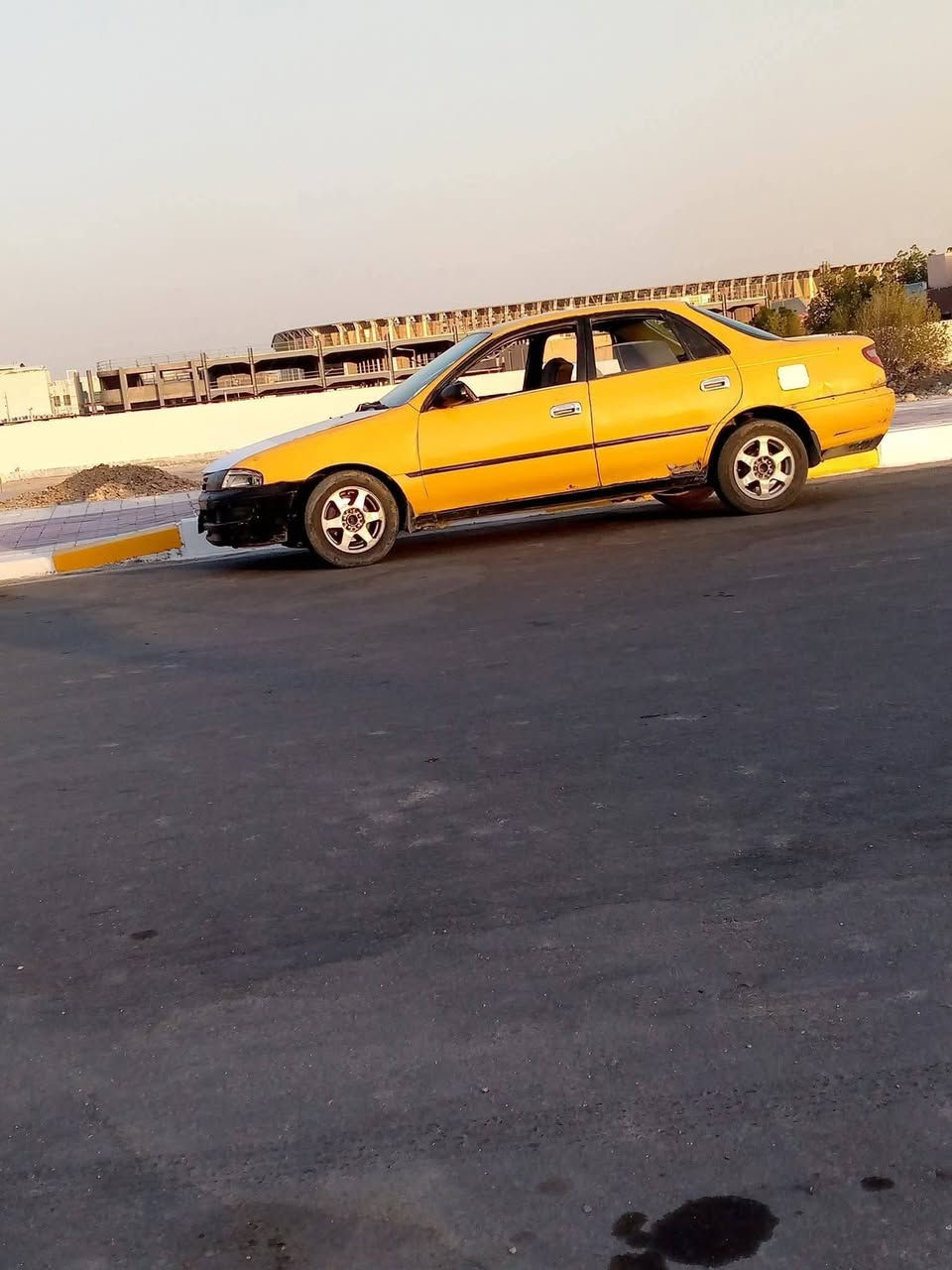 تيوتا كارينا تكسي بصره موديل 2000 محرك بيه صوت كير نضيف حداديه نص ونصص
وشوف العين ابيع ب12
مكان السياره ناصريه مدينه الصدر      
تلفون***********
