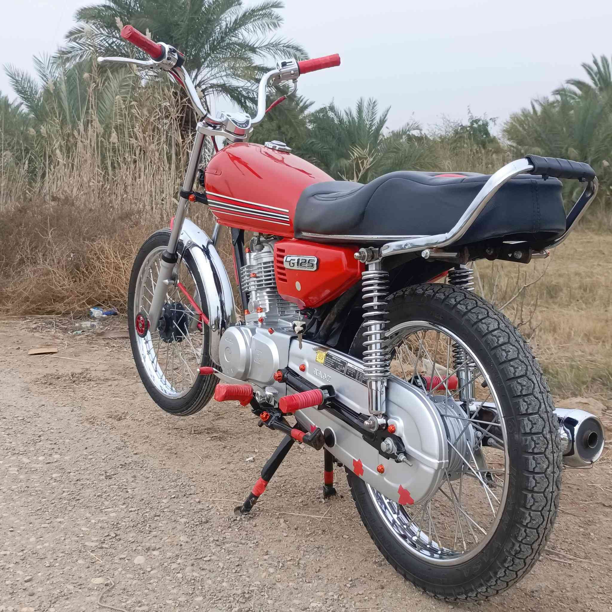 سلام عليكم دراجه تعمير جديد سعر800وبيها مجال


**إذا كنت صاحب هذا الإعلان وتريد حذفه لأي سبب، رجاءا أرسل رسالة إلى الدعم الفني**