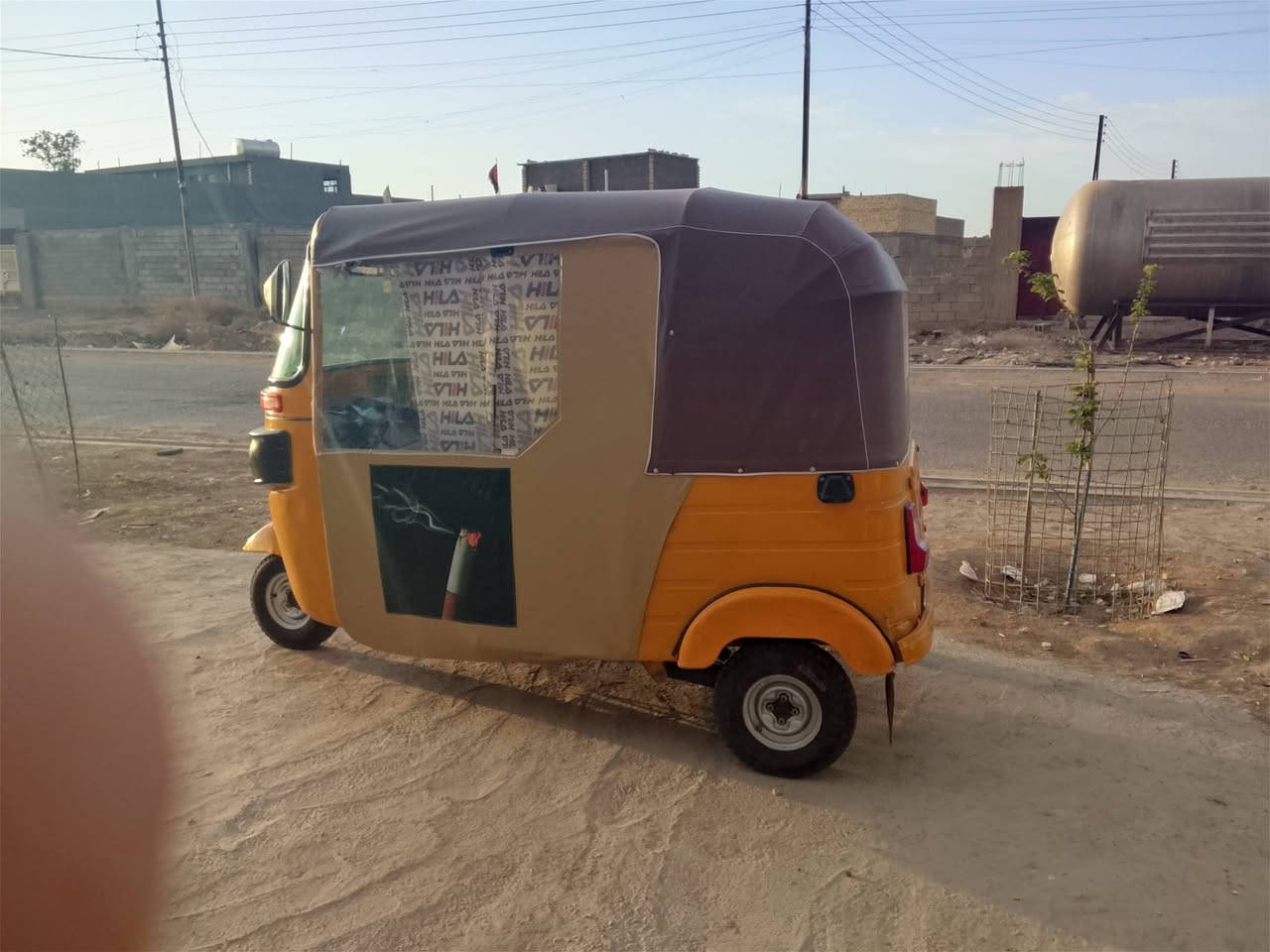 سلام عليكم تكتك للبيع موديل ١٩ شهر ١١
رقم بغداد    شرط التحويل 
السعر ٥٧٠٠  وبيها مجال   مكاني المعامل بستان 
ضربة بيها لغد  وصبغ جمالية ***********
