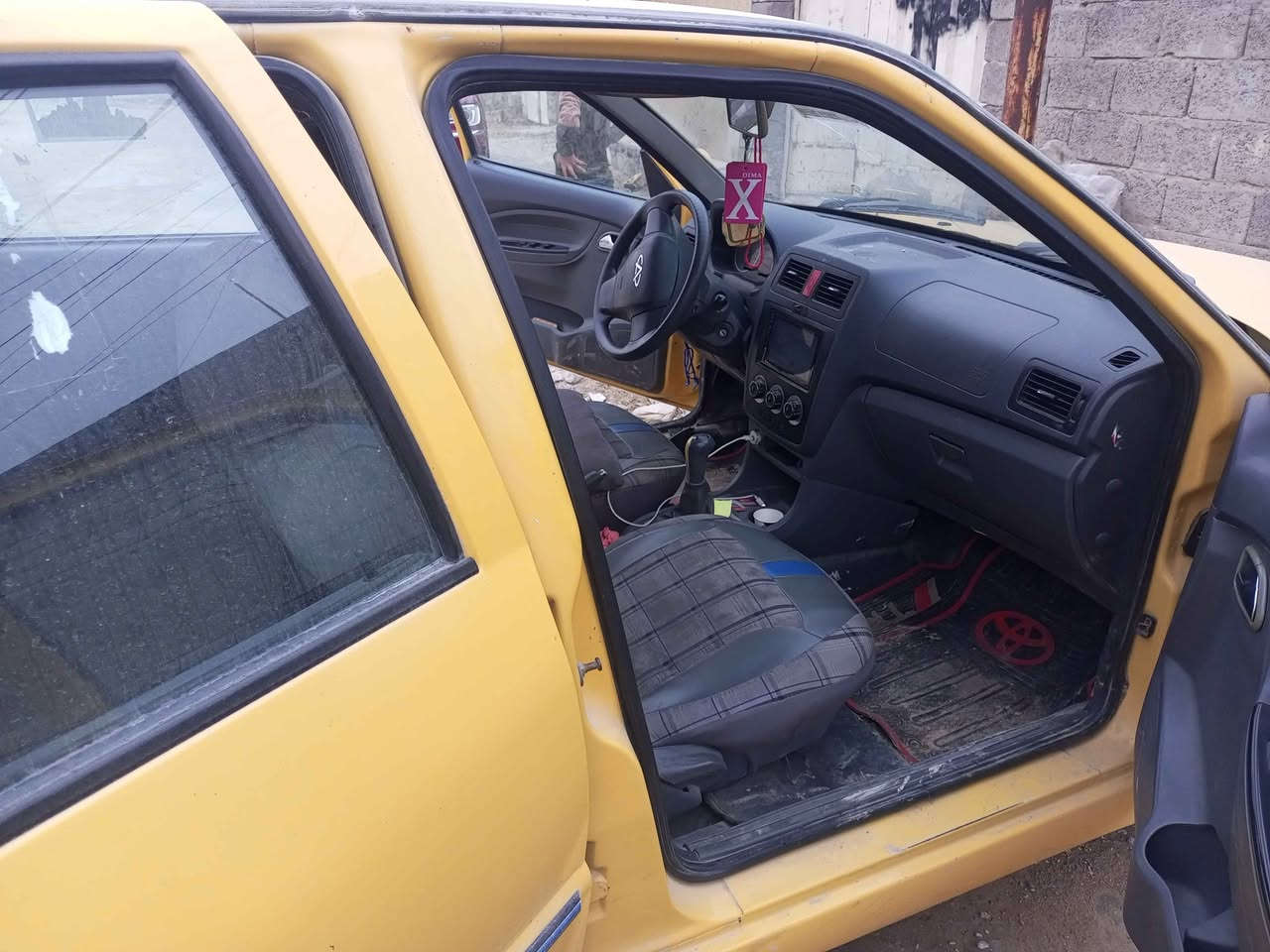 سياره شيري 2015 
سعر 45 ورقه وبيه مجال 
المكان بغداد المشتل 
الهاتف *********** Colombo, Sri Lanka
