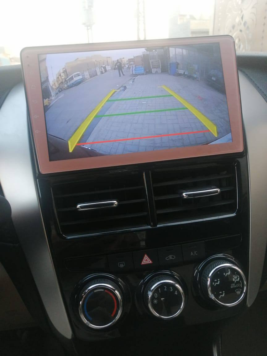 للبيع تيوتا يارس موديل ٢٠١٩ لون مشمشي جديدة بمعنى الكلمة ماشية ٦ ألف كيلو مضمومة وصيانة بالشركة مبدل دهن ٦ مرات ومكتوب بالكتيب الصيانه للسيارة كشر نظيف مكفوله محرك وكير وكشر بدون صبغ ولا تبديل ولا بارد محرك ١٥٠٠ تخم تاير جديد مال الشركة ياباني والسبير مانازل والكتابة عليه مامستعمل، شاشة وكامرة خلفيه وكامرة امامية عمل  لتسجيل الحوادث والطريق حساسات أمامي وخلفي مري نطوي وتفتح بدكمة الجام كهرباء وجامة السايق اوتوماتك مساحات أمامي خلفي لأنها تعتبر عالية سيارة نظيفة وماكو اختها والي يدور نظيف واخت الزيرو لا فوتها. موقعها بغداد***********
