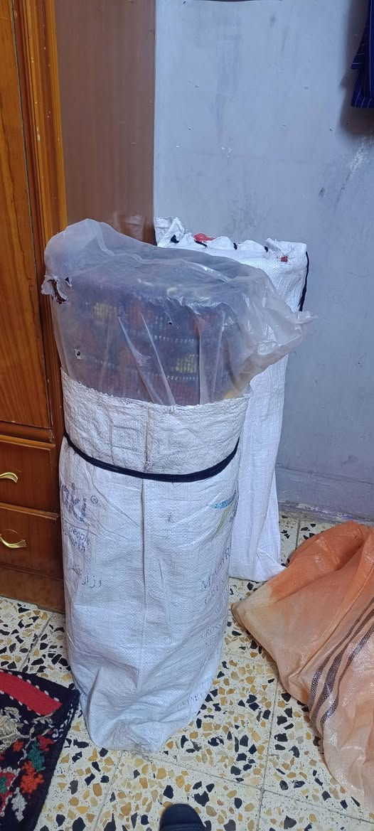 مرحبه سجاده عرب عدد 3نضافه 100/100 ممفروشات نهائين قياساتهن لطول 4 متر ولعرض 110 سعر لسجاده 40الف مكاني حي لسفير قرب لشماعيه *********** واتساب
