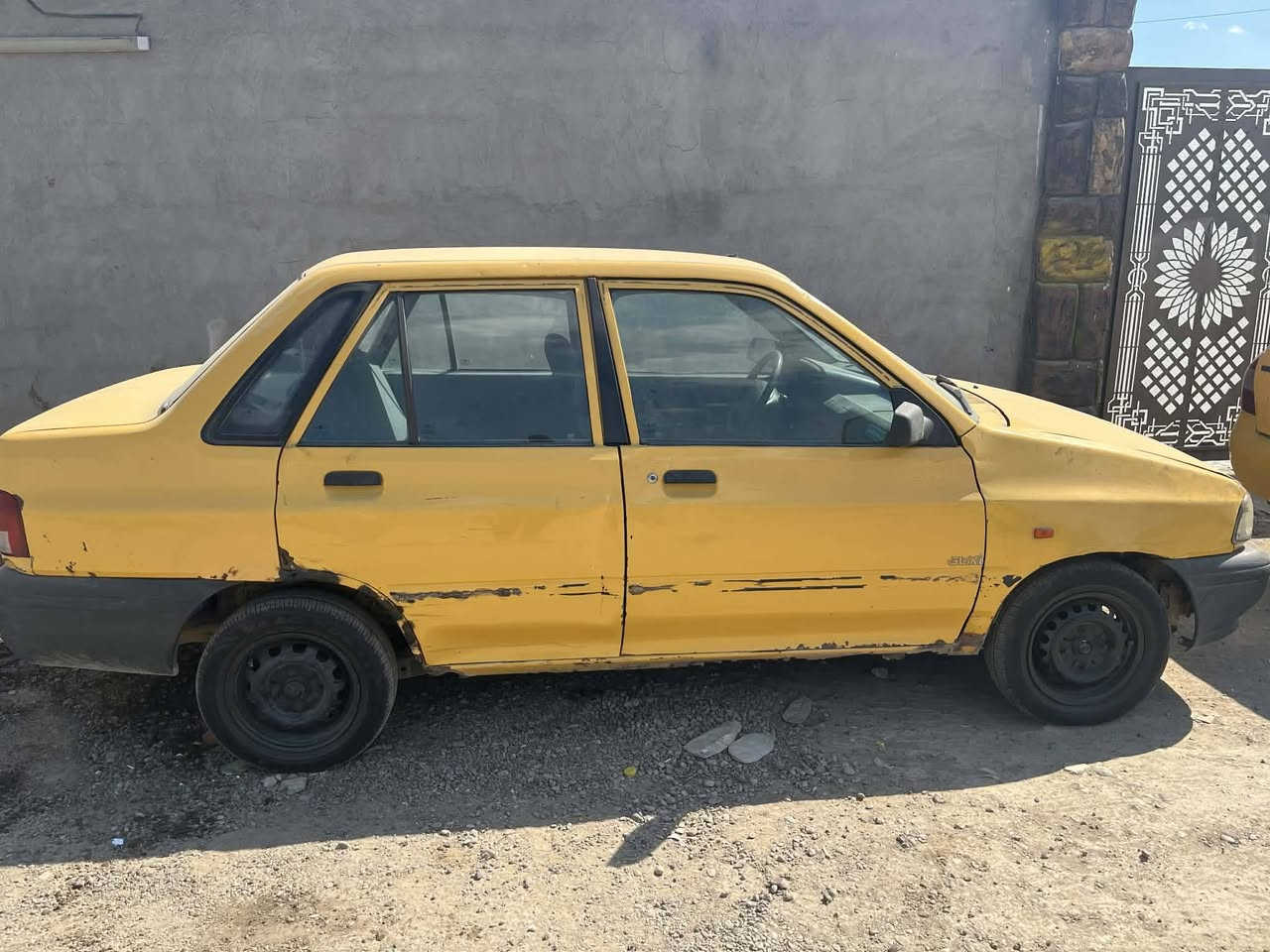 سايبه موديل 2011
تحويل موجود 
خياسات بسيطه 
13 وبيها مجال 
مكاني بغداد
***********
