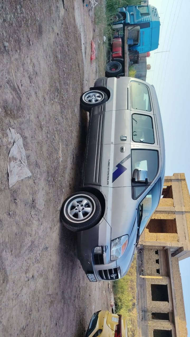 ستاركس موديل 2006
كامله بلاديه مابيها صبغ خلاص
دواخل جديده
ميكانيك كله جديد
تبريد تتفئه كله شغال
كير اوتوماتيك
شواصي بلاد
السعر 90 وبي مجال
المكان بغداد التاجي
*********** بي واتساب
