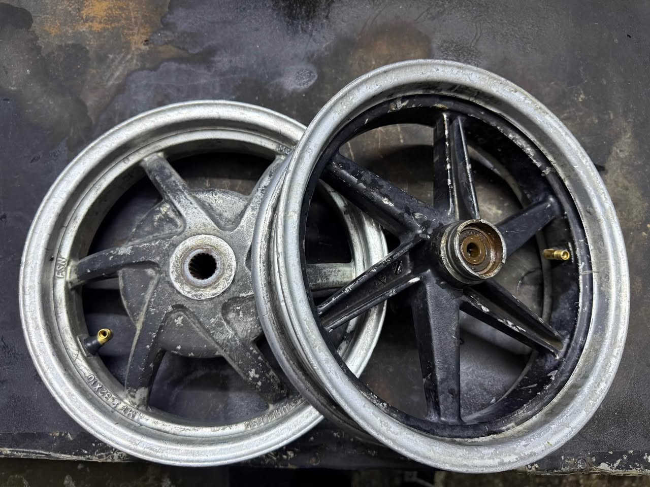 السلام عليكم حبايب ويل كب مال ماكس 120 اصلي نجمه مقفل مكاني بغداد الحريه سعر خاص *********** بغداد, العراق
