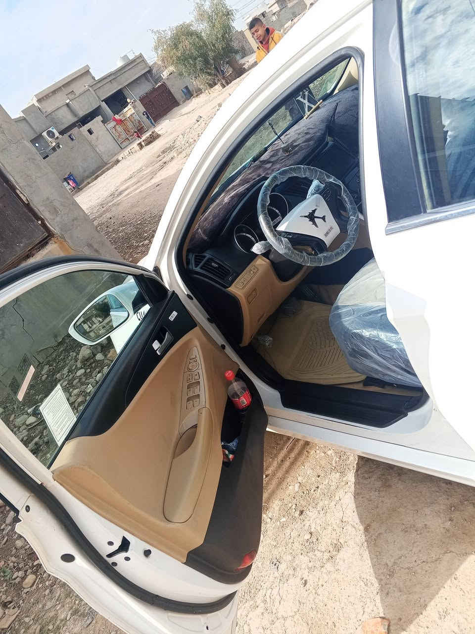 سلام عليكم سوناتا موديل 2010 خليجي مكينه 2400 دوش رقم اربيل دولي سنويه لل 30   تبريد❄ تدفئه كله شغاله سياره ماناقصها برغي بيها قطعه وحده فقط بنيد مبدل السعر 107بيها مجال لطيبين  مكاني ديالى الخالص رقم الهاتف ***********
