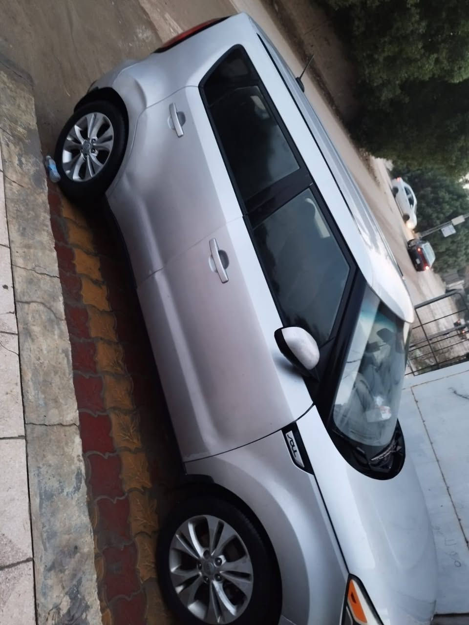 صول 2015 للبيع 
محرك 2000
لون سلفر 
وارد امريكي 
رقمها نجف 
السعر 110 وبيها مجال للشراي 
موجوده بلنجف بلمناذره السياره علفحص تخبل الصول معروفه حلوه وسياقتها سهله ومرتبه  
ورقم الهاتف للاستفسار اكثر***********
