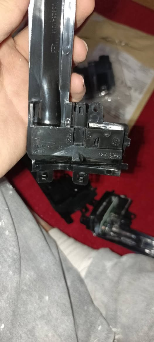 سلام عليكم اشاير مال بي واي دي جدد موديل 2025 ماعرف شكد سعرهن تفيده يراسني


**إذا كنت صاحب هذا الإعلان وتريد حذفه لأي سبب، رجاءا أرسل رسالة إلى الدعم الفني**