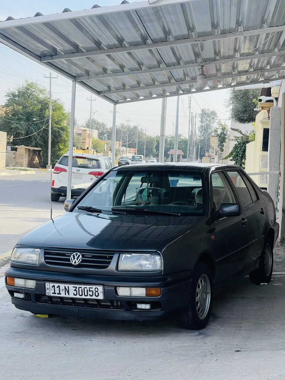 سلام عليكم
كولف افنتو موديل 1992
مصبوعه عام جمالي 
محرك 2000
محرك كير مكفولات
رقم بغداد هزه جديده وسنويه جديده
تحويل مباشر
صدر امامي خلفي حلوات
تبريد تدفئه 
كهربائيات كله كامل
مكانها فلوجه 
سعر 45وبيها مجال بسيط
***********
